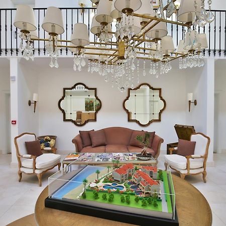 Emecik Palm Bay Beach Hotel מראה חיצוני תמונה
